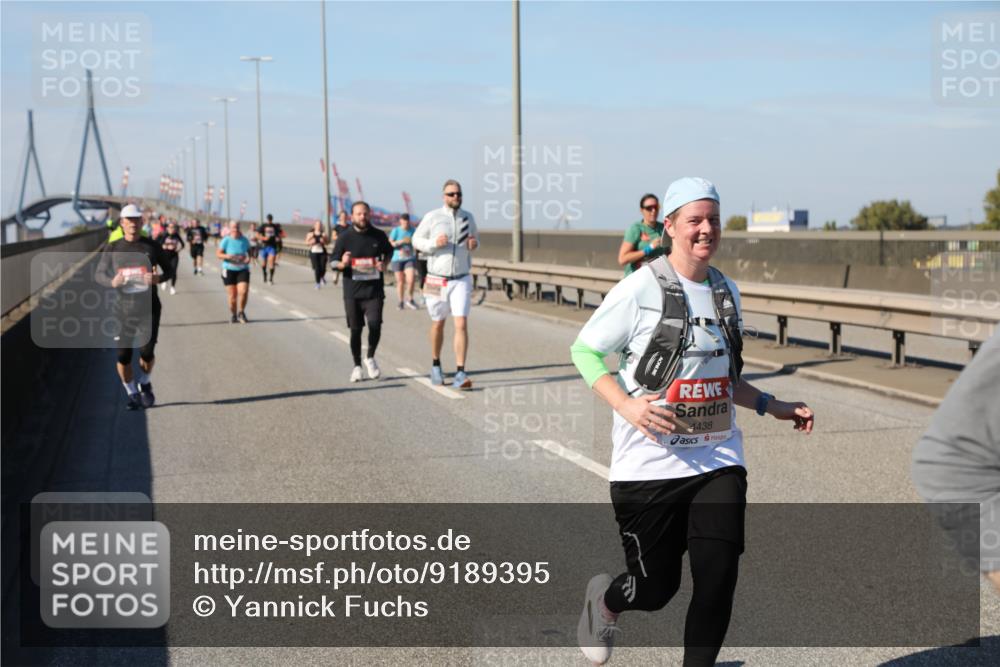 03.10.2025 - Köhlbrandbrückenlauf Yannick Fuchs http://msf.ph/oto/9189395 03.10.2025 12:09:04 Position 3 4438 meine-sportfotos.de