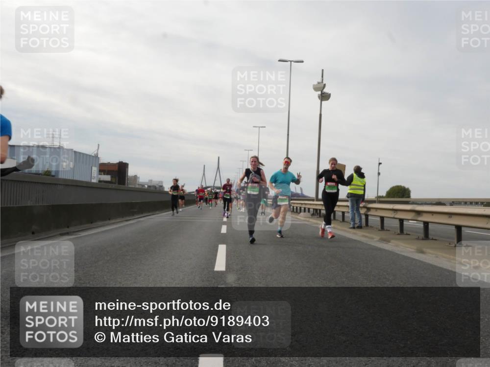 03.10.2025 - Köhlbrandbrückenlauf Matties Gatica Varas http://msf.ph/oto/9189403 03.10.2025 15:57:59 Position 3  meine-sportfotos.de
