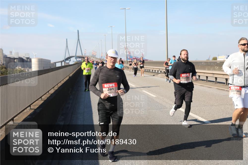 03.10.2025 - Köhlbrandbrückenlauf Yannick Fuchs http://msf.ph/oto/9189430 03.10.2025 12:09:07 Position 3 5923, 4498 meine-sportfotos.de