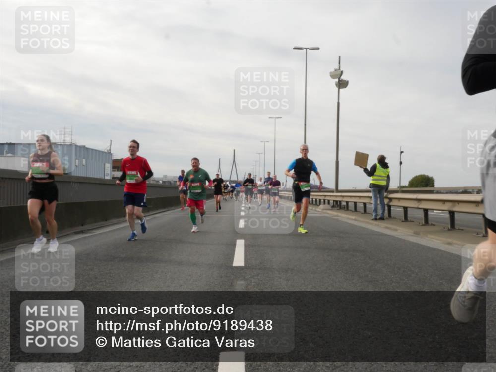 03.10.2025 - Köhlbrandbrückenlauf Matties Gatica Varas http://msf.ph/oto/9189438 03.10.2025 15:58:08 Position 3  meine-sportfotos.de
