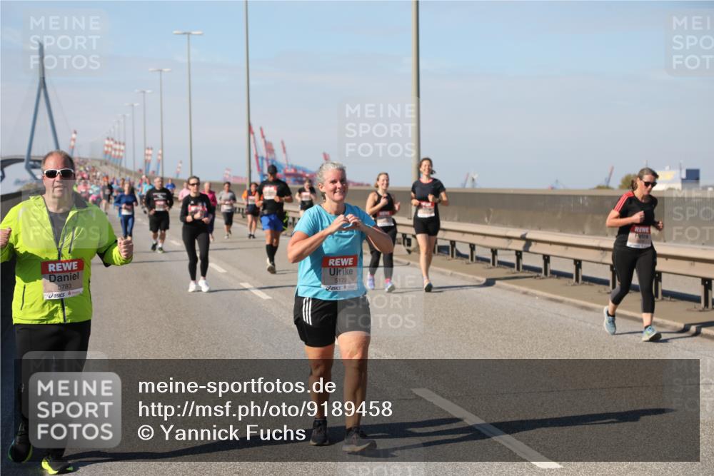 03.10.2025 - Köhlbrandbrückenlauf Yannick Fuchs http://msf.ph/oto/9189458 03.10.2025 12:09:11 Position 3 5783, 5179 meine-sportfotos.de