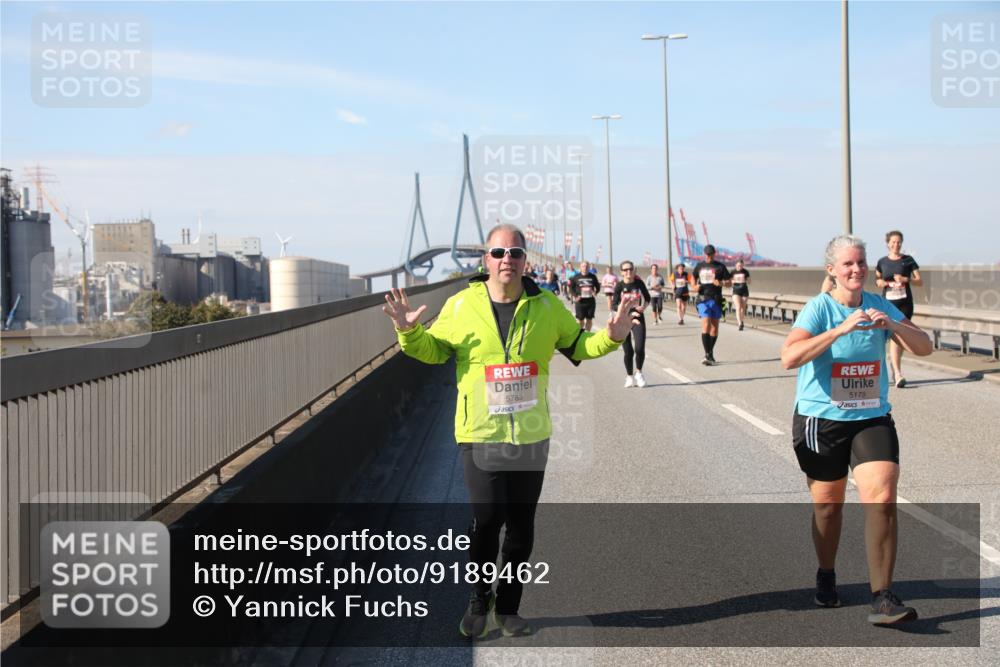 03.10.2025 - Köhlbrandbrückenlauf Yannick Fuchs http://msf.ph/oto/9189462 03.10.2025 12:09:12 Position 3 5783, 5179 meine-sportfotos.de