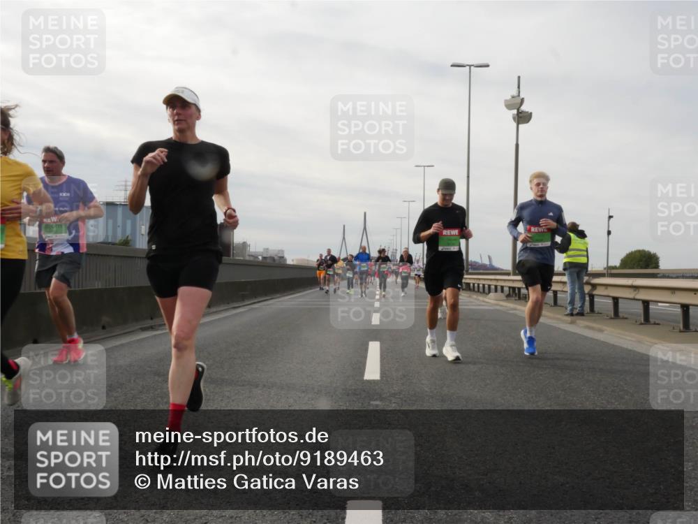 03.10.2025 - Köhlbrandbrückenlauf Matties Gatica Varas http://msf.ph/oto/9189463 03.10.2025 15:58:13 Position 3  meine-sportfotos.de