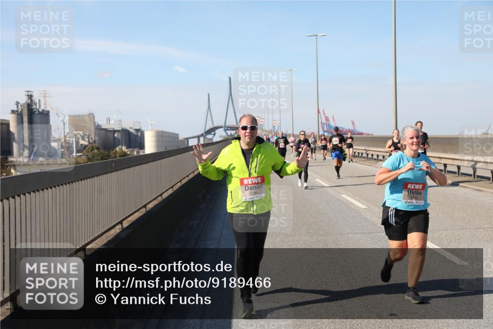 03.10.2025 - Köhlbrandbrückenlauf Yannick Fuchs http://msf.ph/oto/9189466 03.10.2025 12:09:12 Position 3 5783, 5179 meine-sportfotos.de