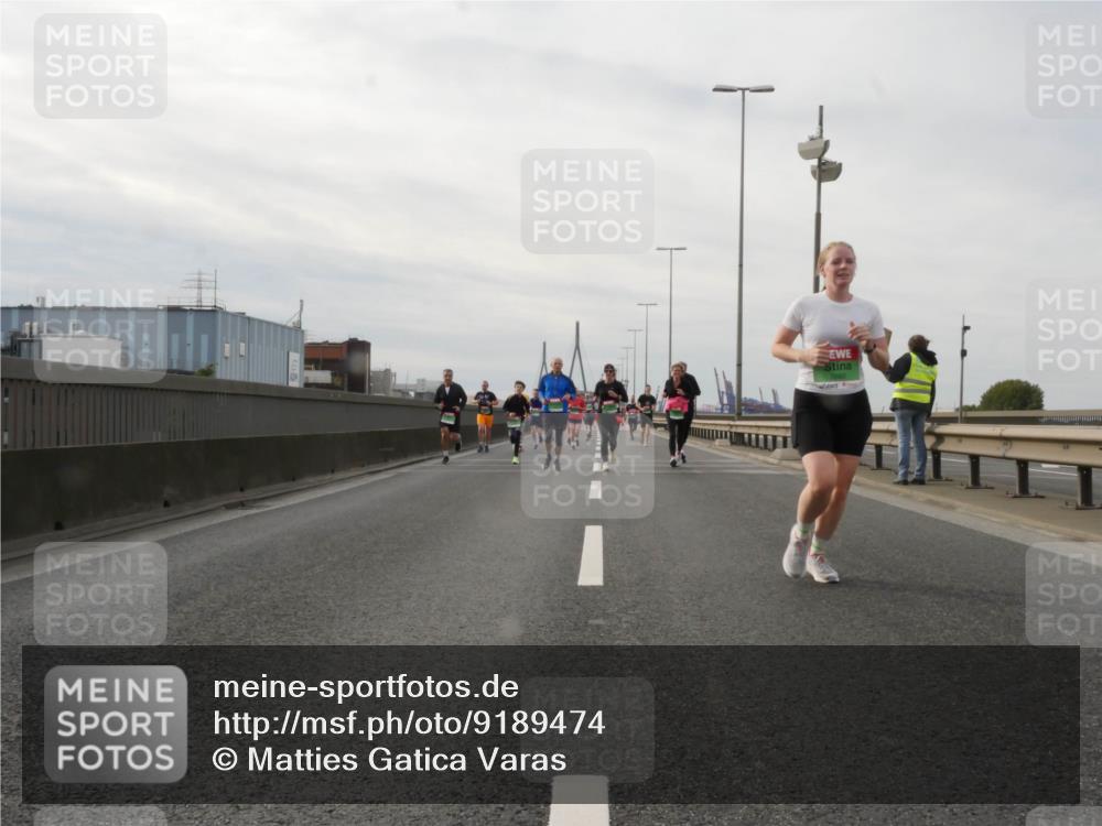 03.10.2025 - Köhlbrandbrückenlauf Matties Gatica Varas http://msf.ph/oto/9189474 03.10.2025 15:58:16 Position 3  meine-sportfotos.de