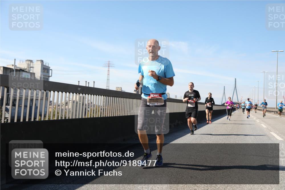 03.10.2025 - Köhlbrandbrückenlauf Yannick Fuchs http://msf.ph/oto/9189477 03.10.2025 11:49:00 Position 3 4175 meine-sportfotos.de