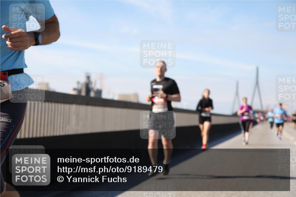 03.10.2025 - Köhlbrandbrückenlauf Yannick Fuchs http://msf.ph/oto/9189479 03.10.2025 11:49:01 Position 3  meine-sportfotos.de