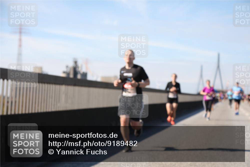 03.10.2025 - Köhlbrandbrückenlauf Yannick Fuchs http://msf.ph/oto/9189482 03.10.2025 11:49:01 Position 3  meine-sportfotos.de