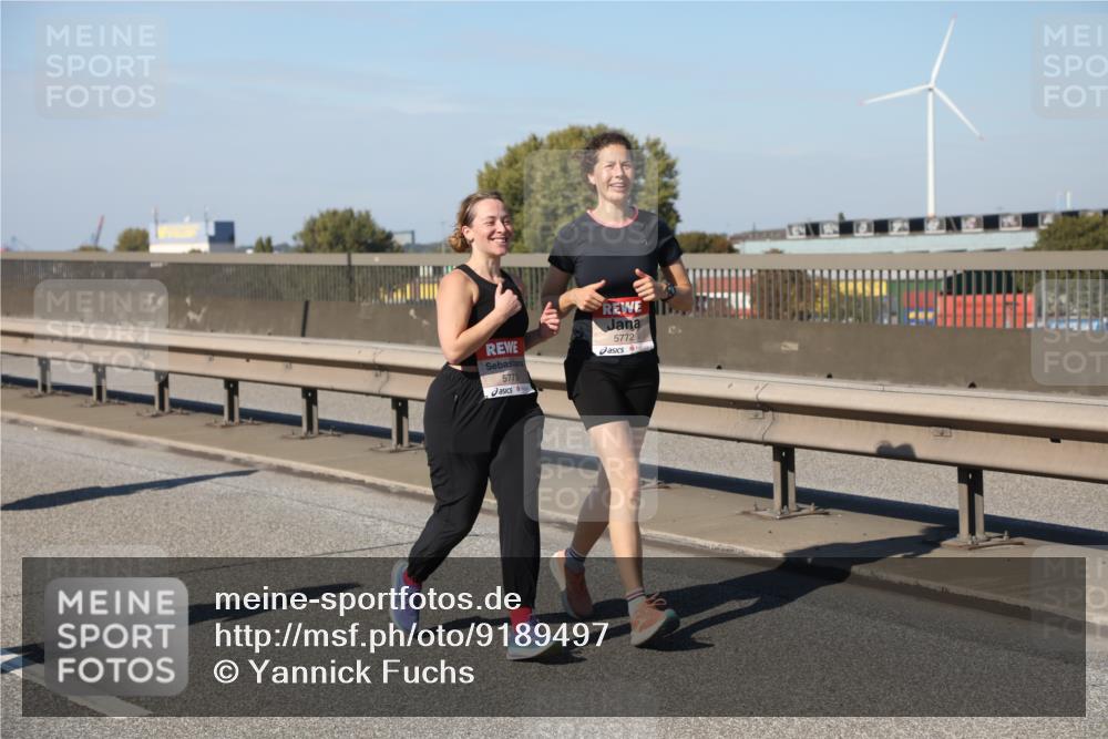 03.10.2025 - Köhlbrandbrückenlauf Yannick Fuchs http://msf.ph/oto/9189497 03.10.2025 12:09:16 Position 3 5773, 5772 meine-sportfotos.de