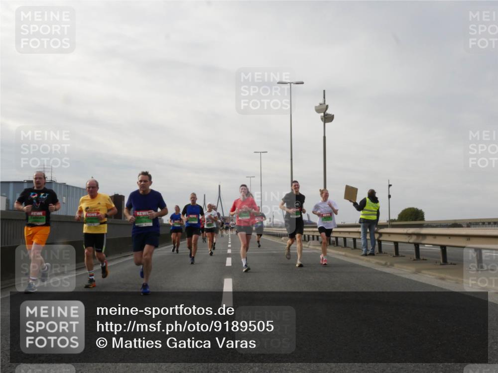 03.10.2025 - Köhlbrandbrückenlauf Matties Gatica Varas http://msf.ph/oto/9189505 03.10.2025 15:58:23 Position 3  meine-sportfotos.de