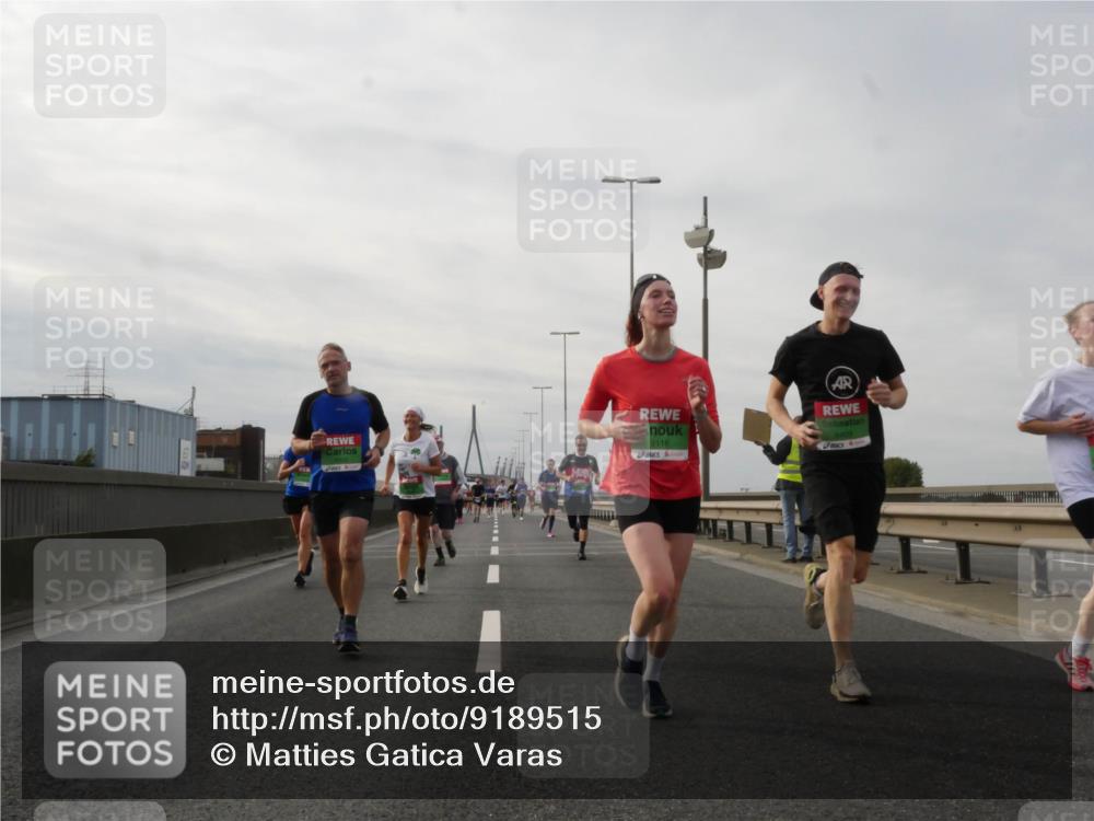 03.10.2025 - Köhlbrandbrückenlauf Matties Gatica Varas http://msf.ph/oto/9189515 03.10.2025 15:58:25 Position 3 9116 meine-sportfotos.de