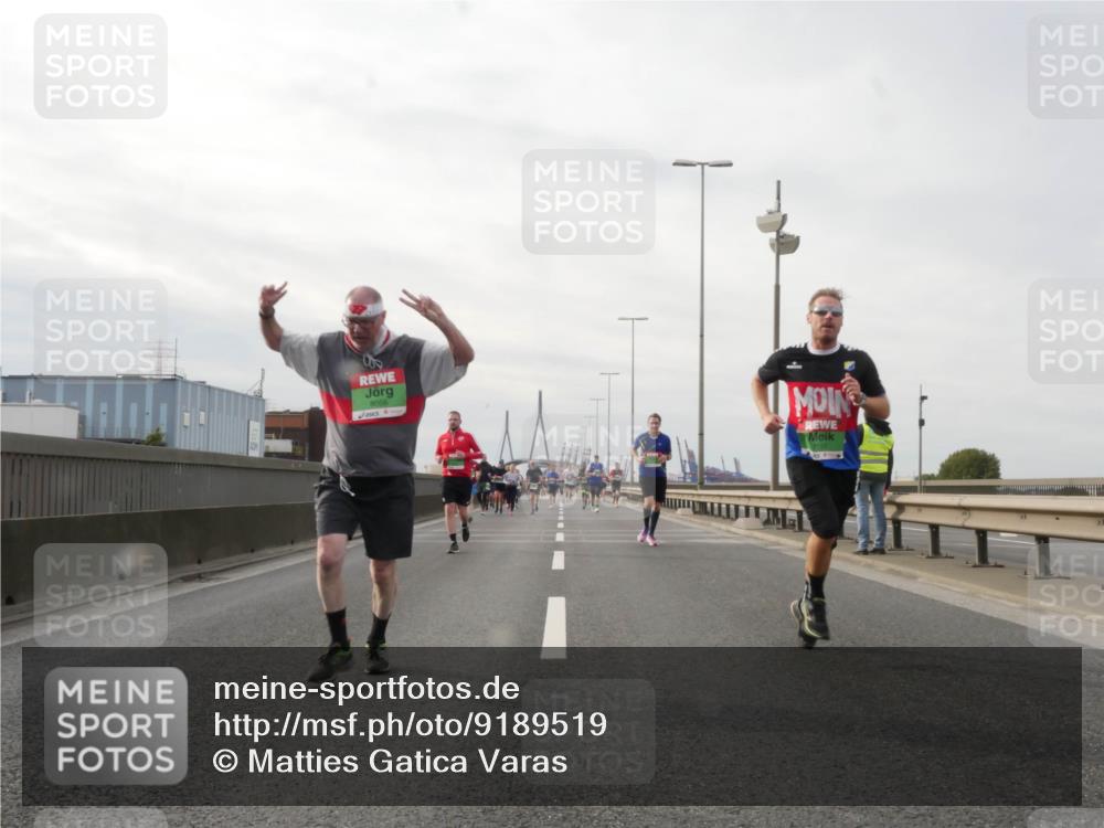 03.10.2025 - Köhlbrandbrückenlauf Matties Gatica Varas http://msf.ph/oto/9189519 03.10.2025 15:58:28 Position 3 8066 meine-sportfotos.de