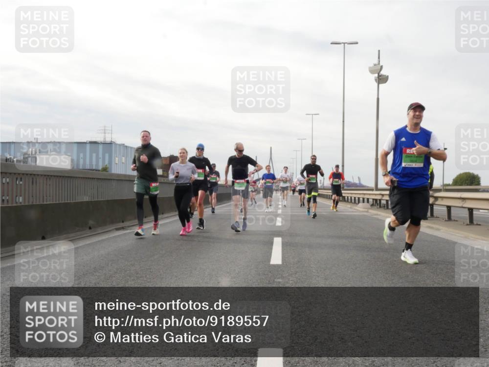 03.10.2025 - Köhlbrandbrückenlauf Matties Gatica Varas http://msf.ph/oto/9189557 03.10.2025 15:58:37 Position 3  meine-sportfotos.de