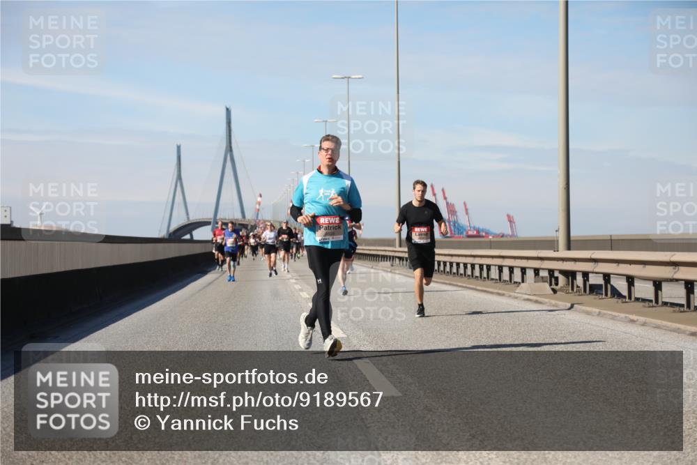 03.10.2025 - Köhlbrandbrückenlauf Yannick Fuchs http://msf.ph/oto/9189567 03.10.2025 11:49:10 Position 3  meine-sportfotos.de