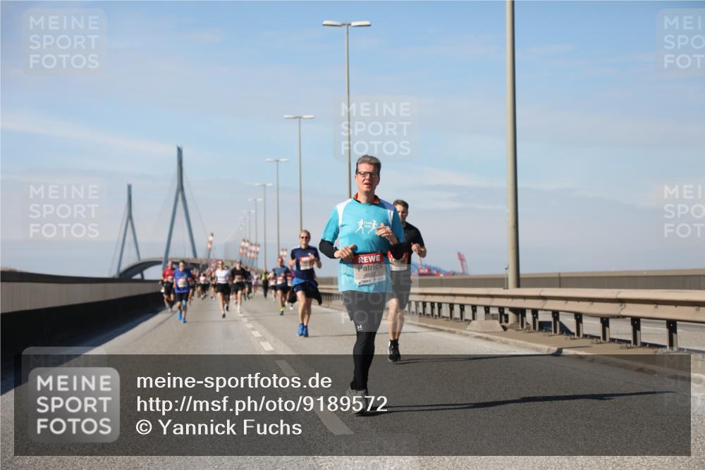 03.10.2025 - Köhlbrandbrückenlauf Yannick Fuchs http://msf.ph/oto/9189572 03.10.2025 11:49:11 Position 3 6533 meine-sportfotos.de