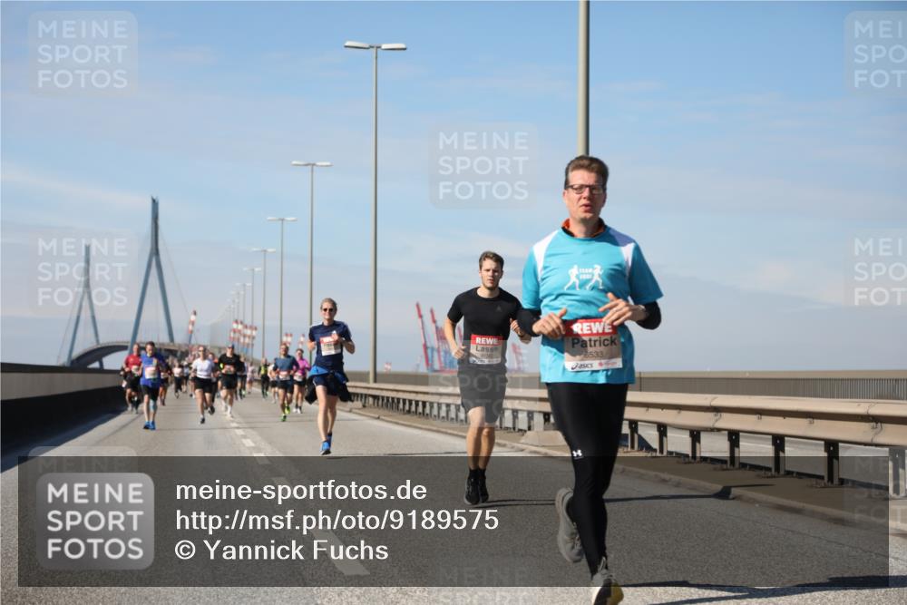 03.10.2025 - Köhlbrandbrückenlauf Yannick Fuchs http://msf.ph/oto/9189575 03.10.2025 11:49:12 Position 3 6533 meine-sportfotos.de