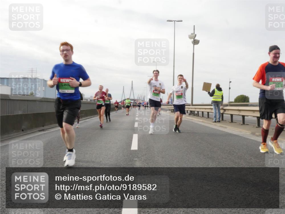 03.10.2025 - Köhlbrandbrückenlauf Matties Gatica Varas http://msf.ph/oto/9189582 03.10.2025 15:58:42 Position 3 8281 meine-sportfotos.de