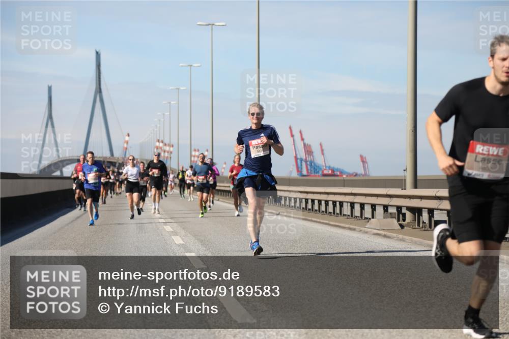 03.10.2025 - Köhlbrandbrückenlauf Yannick Fuchs http://msf.ph/oto/9189583 03.10.2025 11:49:13 Position 3 541, 4836 meine-sportfotos.de