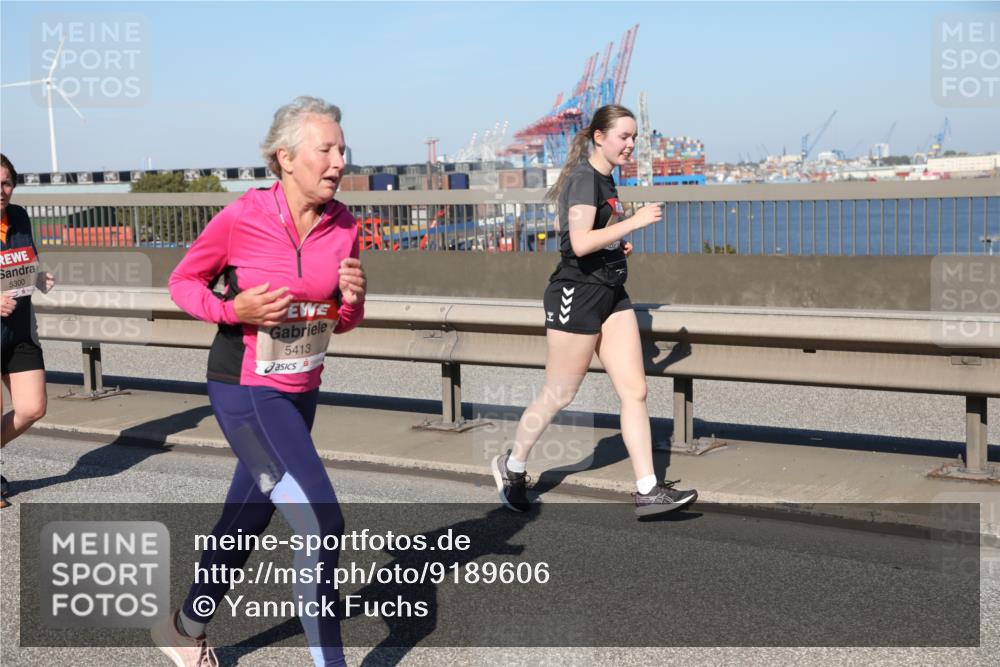 03.10.2025 - Köhlbrandbrückenlauf Yannick Fuchs http://msf.ph/oto/9189606 03.10.2025 12:09:25 Position 3 3, 1 meine-sportfotos.de