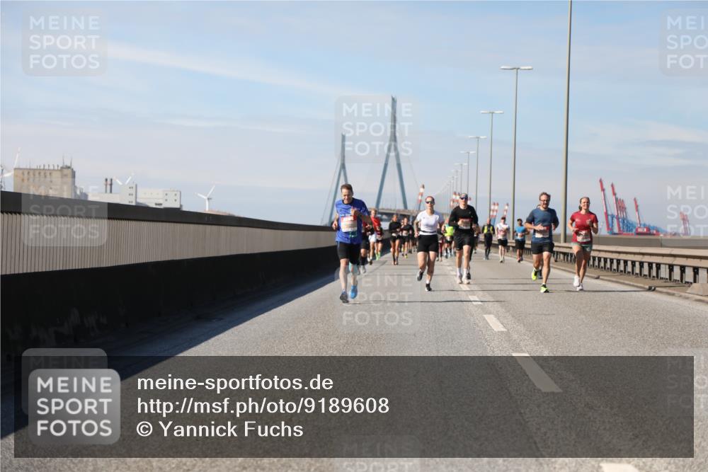 03.10.2025 - Köhlbrandbrückenlauf Yannick Fuchs http://msf.ph/oto/9189608 03.10.2025 11:49:16 Position 3  meine-sportfotos.de