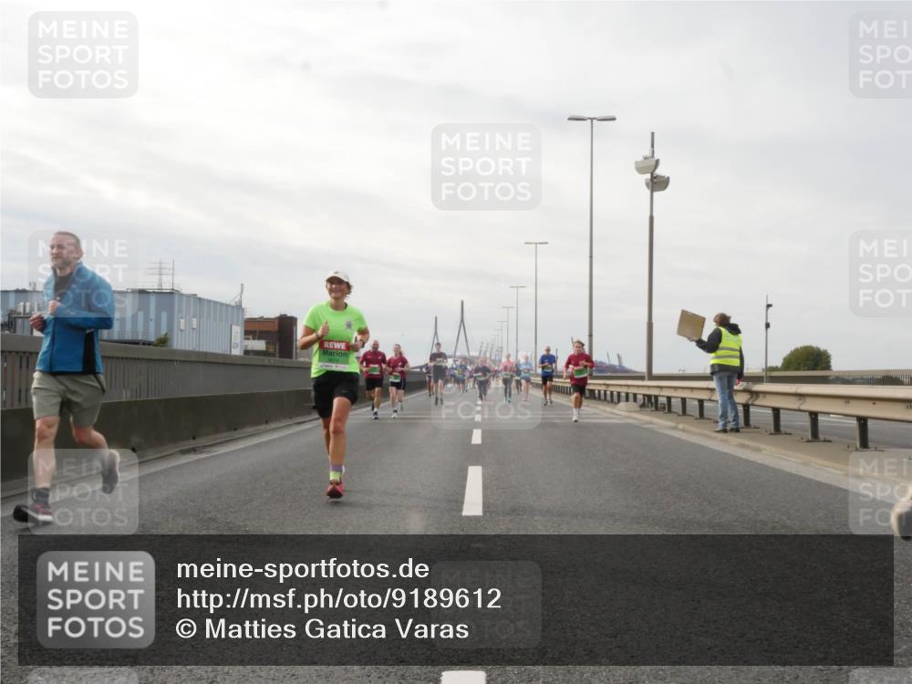 03.10.2025 - Köhlbrandbrückenlauf Matties Gatica Varas http://msf.ph/oto/9189612 03.10.2025 15:58:49 Position 3  meine-sportfotos.de