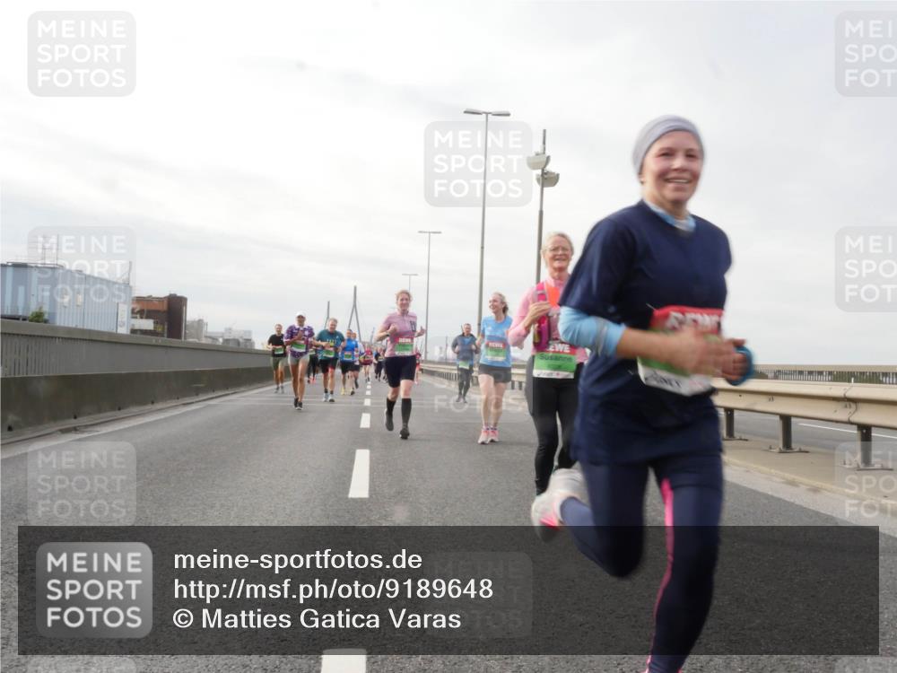 03.10.2025 - Köhlbrandbrückenlauf Matties Gatica Varas http://msf.ph/oto/9189648 03.10.2025 15:58:57 Position 3  meine-sportfotos.de