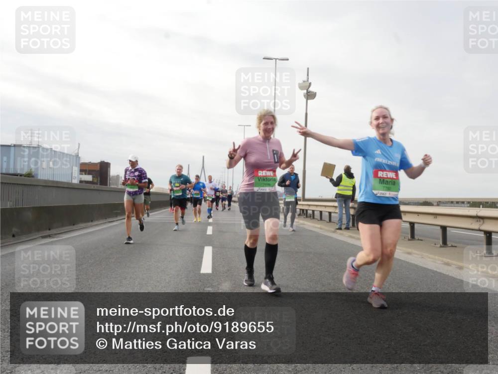 03.10.2025 - Köhlbrandbrückenlauf Matties Gatica Varas http://msf.ph/oto/9189655 03.10.2025 15:58:59 Position 3 7639, 7792 meine-sportfotos.de