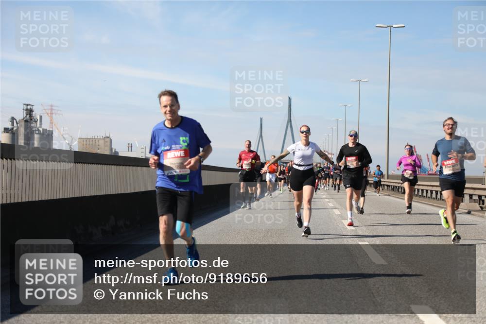 03.10.2025 - Köhlbrandbrückenlauf Yannick Fuchs http://msf.ph/oto/9189656 03.10.2025 11:49:20 Position 3 720 meine-sportfotos.de