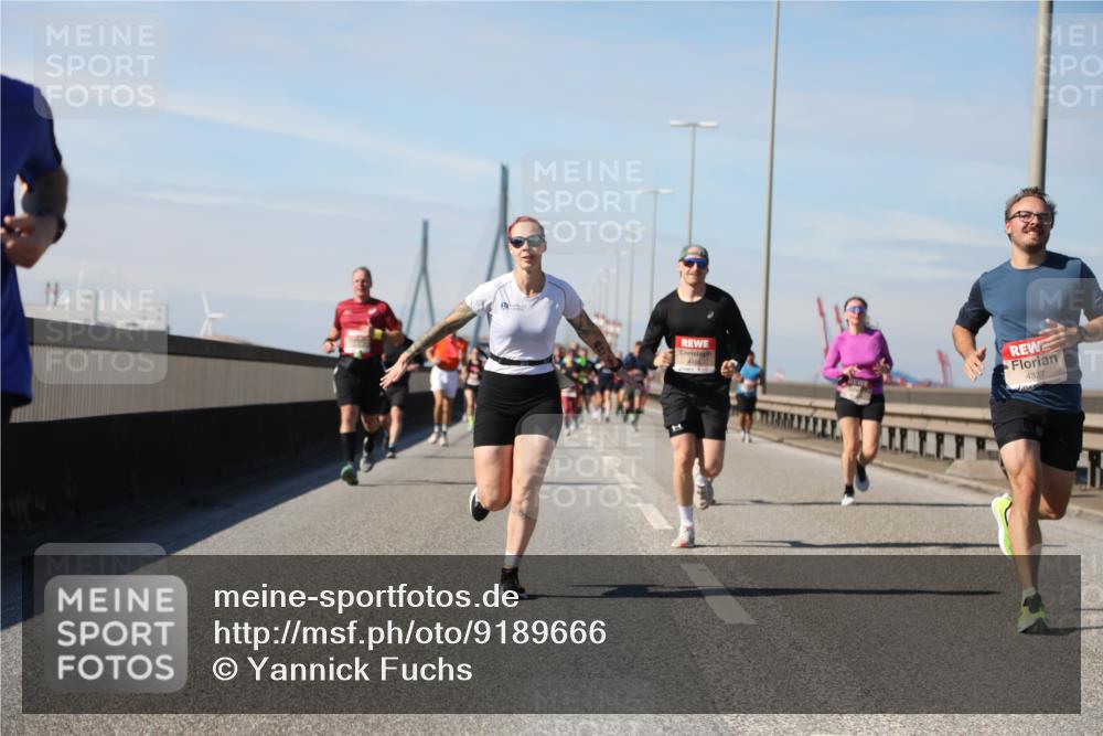 03.10.2025 - Köhlbrandbrückenlauf Yannick Fuchs http://msf.ph/oto/9189666 03.10.2025 11:49:21 Position 3 4327 meine-sportfotos.de