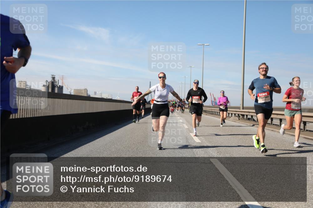 03.10.2025 - Köhlbrandbrückenlauf Yannick Fuchs http://msf.ph/oto/9189674 03.10.2025 11:49:22 Position 3  meine-sportfotos.de