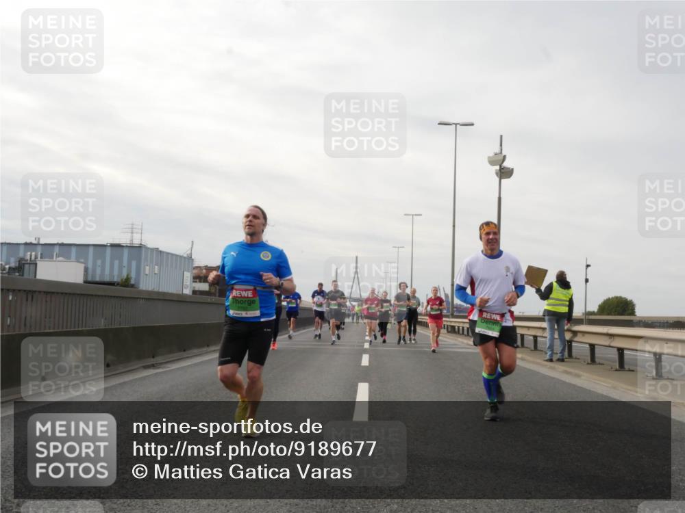 03.10.2025 - Köhlbrandbrückenlauf Matties Gatica Varas http://msf.ph/oto/9189677 03.10.2025 15:59:03 Position 3  meine-sportfotos.de