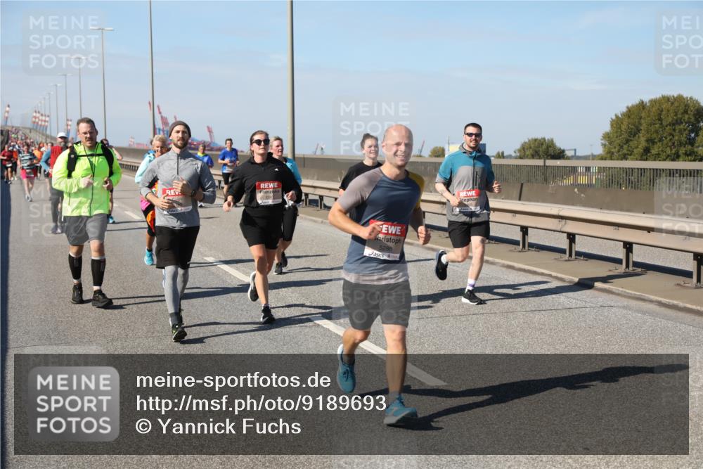 03.10.2025 - Köhlbrandbrückenlauf Yannick Fuchs http://msf.ph/oto/9189693 03.10.2025 12:09:33 Position 3 534, 5286 meine-sportfotos.de