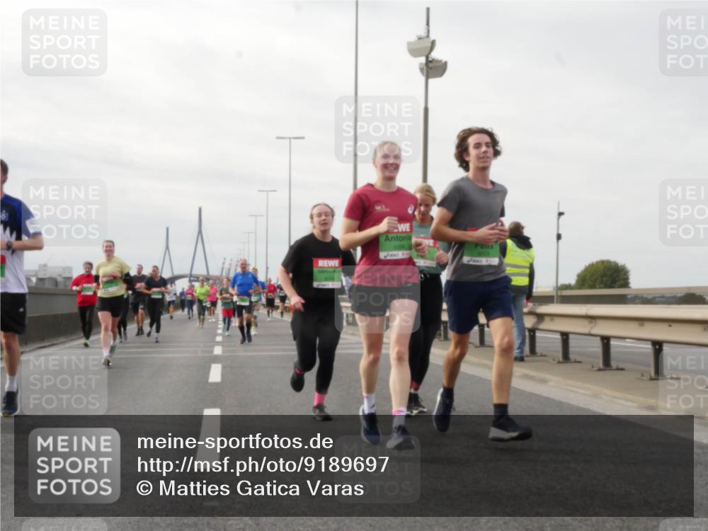 03.10.2025 - Köhlbrandbrückenlauf Matties Gatica Varas http://msf.ph/oto/9189697 03.10.2025 15:59:08 Position 3 9204 meine-sportfotos.de
