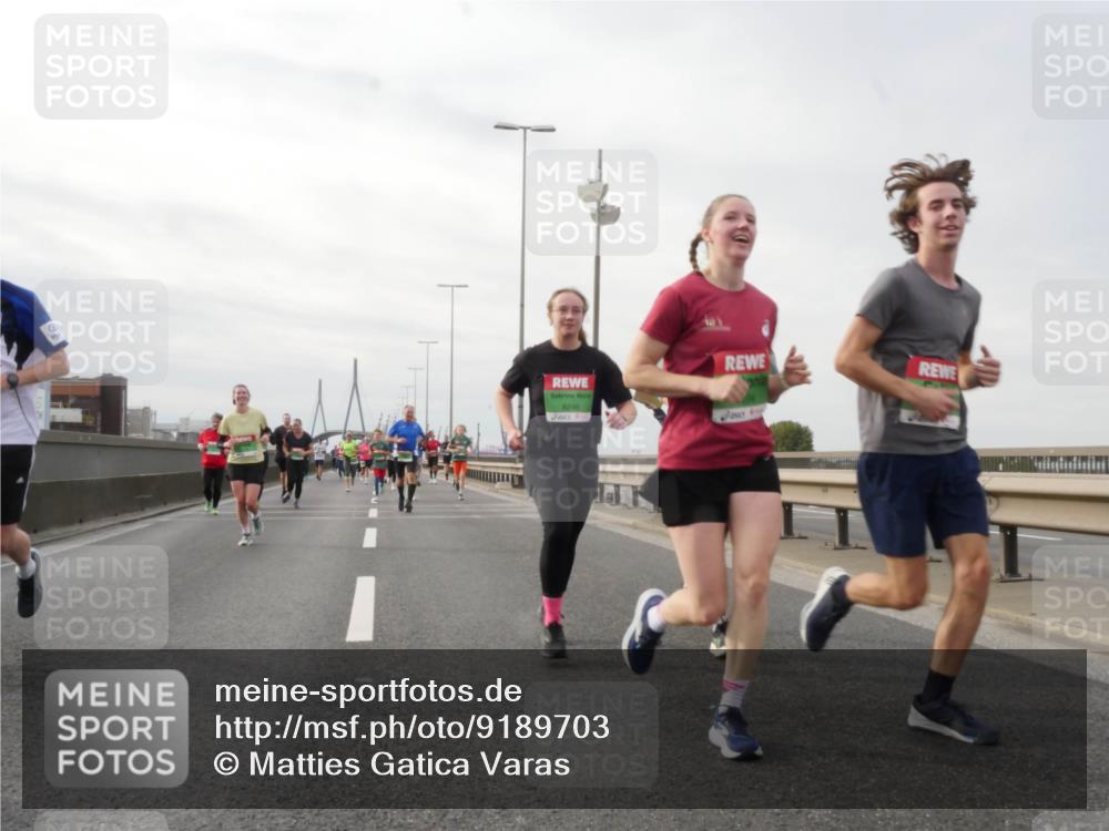 03.10.2025 - Köhlbrandbrückenlauf Matties Gatica Varas http://msf.ph/oto/9189703 03.10.2025 15:59:09 Position 3 8246 meine-sportfotos.de