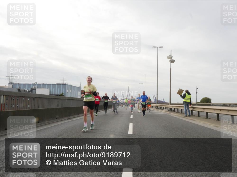03.10.2025 - Köhlbrandbrückenlauf Matties Gatica Varas http://msf.ph/oto/9189712 03.10.2025 15:59:11 Position 3  meine-sportfotos.de
