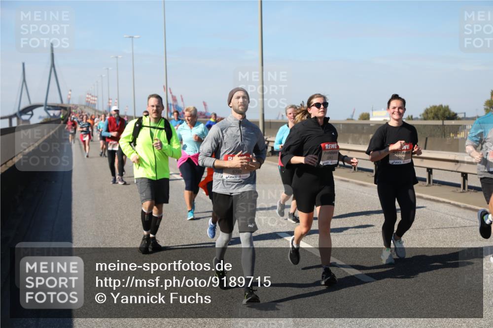 03.10.2025 - Köhlbrandbrückenlauf Yannick Fuchs http://msf.ph/oto/9189715 03.10.2025 12:09:34 Position 3 6792, 5347, 6301 meine-sportfotos.de