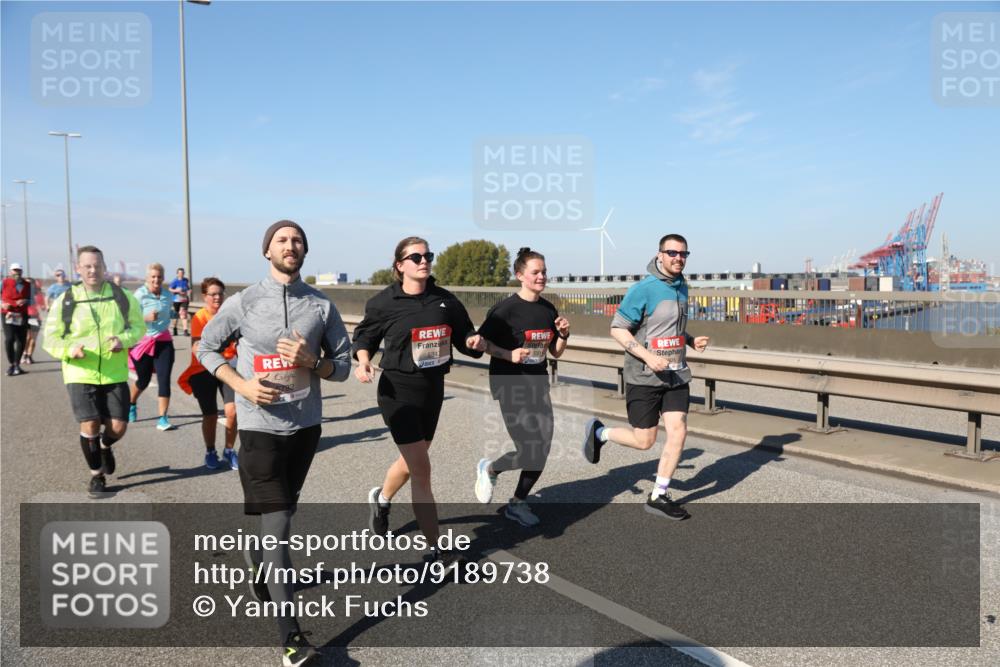 03.10.2025 - Köhlbrandbrückenlauf Yannick Fuchs http://msf.ph/oto/9189738 03.10.2025 12:09:35 Position 3 634 meine-sportfotos.de