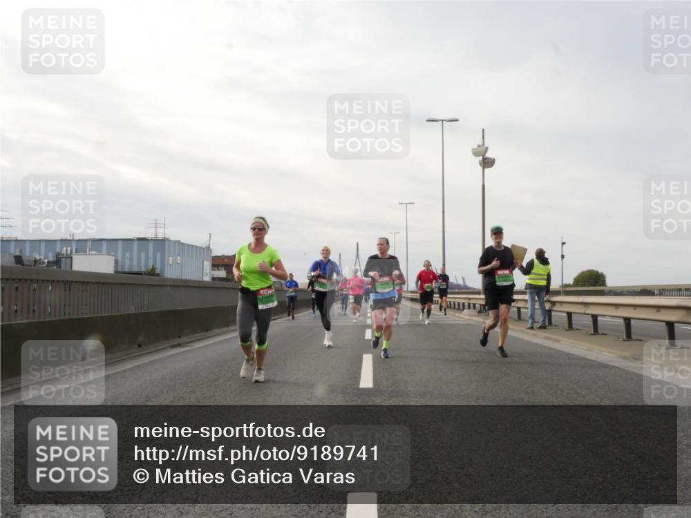 03.10.2025 - Köhlbrandbrückenlauf Matties Gatica Varas http://msf.ph/oto/9189741 03.10.2025 15:59:17 Position 3  meine-sportfotos.de