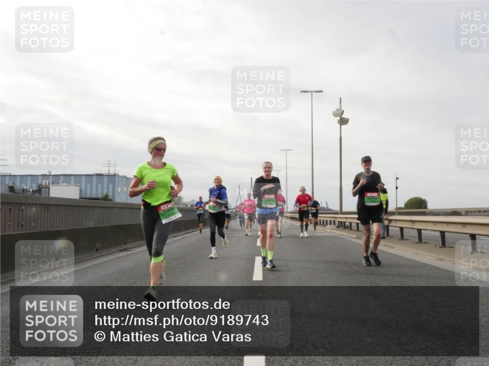 03.10.2025 - Köhlbrandbrückenlauf Matties Gatica Varas http://msf.ph/oto/9189743 03.10.2025 15:59:18 Position 3  meine-sportfotos.de