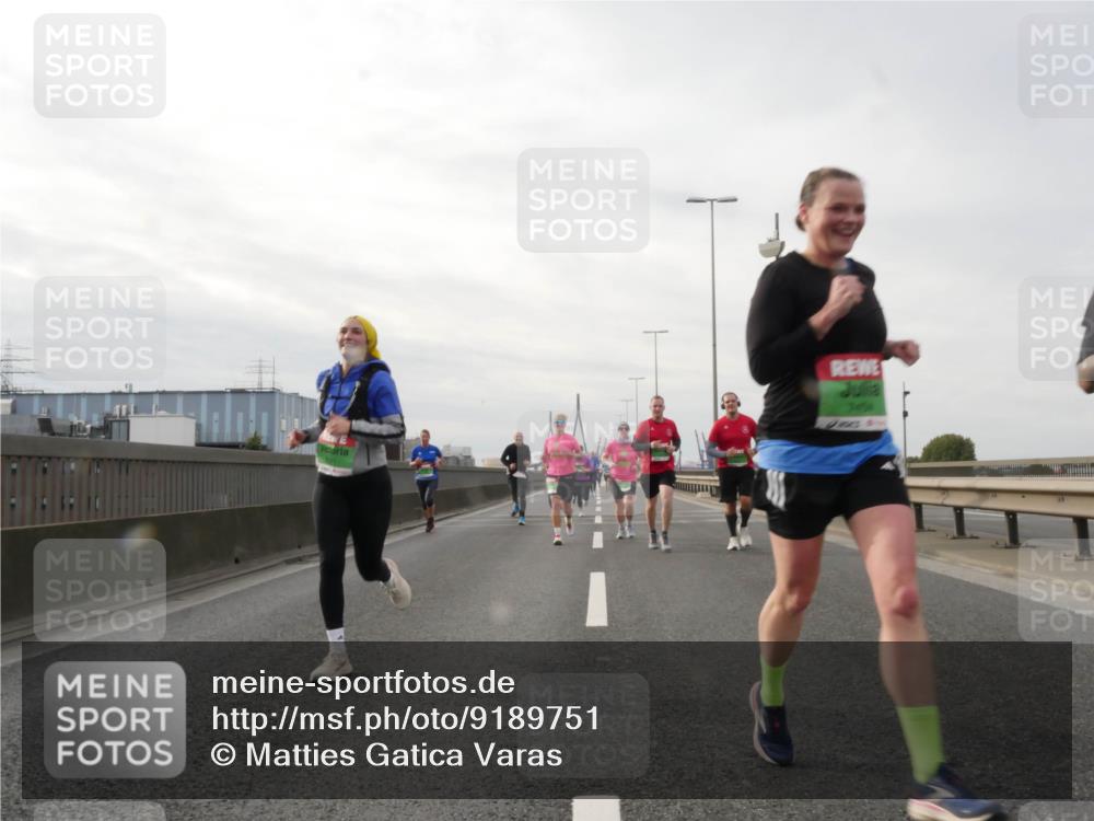 03.10.2025 - Köhlbrandbrückenlauf Matties Gatica Varas http://msf.ph/oto/9189751 03.10.2025 15:59:19 Position 3 764 meine-sportfotos.de