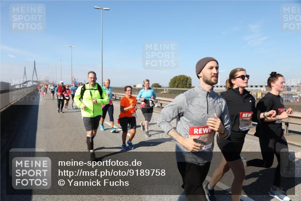 03.10.2025 - Köhlbrandbrückenlauf Yannick Fuchs http://msf.ph/oto/9189758 03.10.2025 12:09:36 Position 3 792, 5347 meine-sportfotos.de