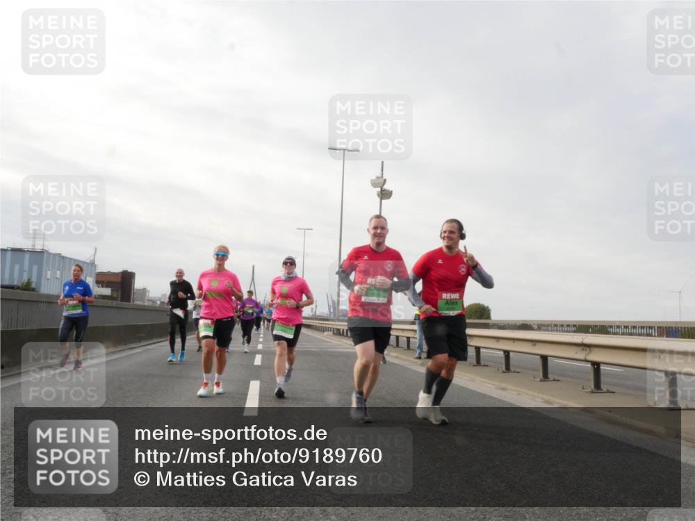 03.10.2025 - Köhlbrandbrückenlauf Matties Gatica Varas http://msf.ph/oto/9189760 03.10.2025 15:59:21 Position 3  meine-sportfotos.de