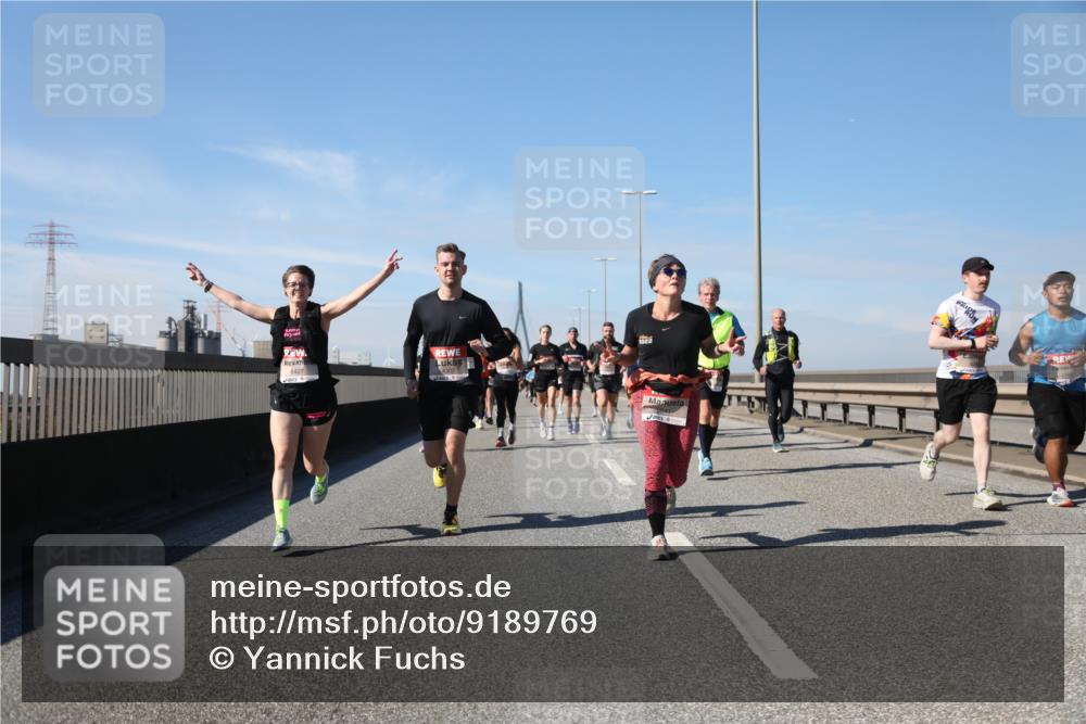 03.10.2025 - Köhlbrandbrückenlauf Yannick Fuchs http://msf.ph/oto/9189769 03.10.2025 11:49:32 Position 3 6427, 2022 meine-sportfotos.de