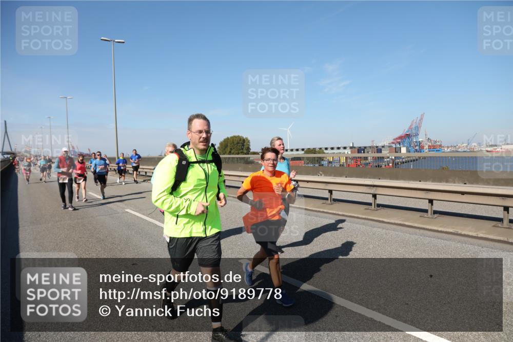 03.10.2025 - Köhlbrandbrückenlauf Yannick Fuchs http://msf.ph/oto/9189778 03.10.2025 12:09:37 Position 3  meine-sportfotos.de