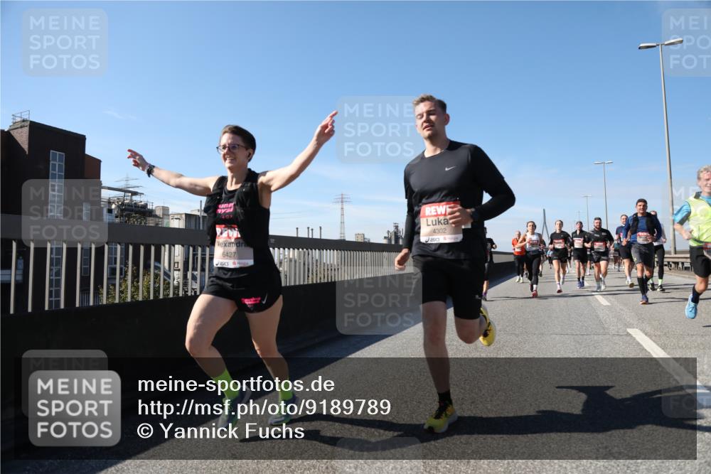 03.10.2025 - Köhlbrandbrückenlauf Yannick Fuchs http://msf.ph/oto/9189789 03.10.2025 11:49:33 Position 3  meine-sportfotos.de