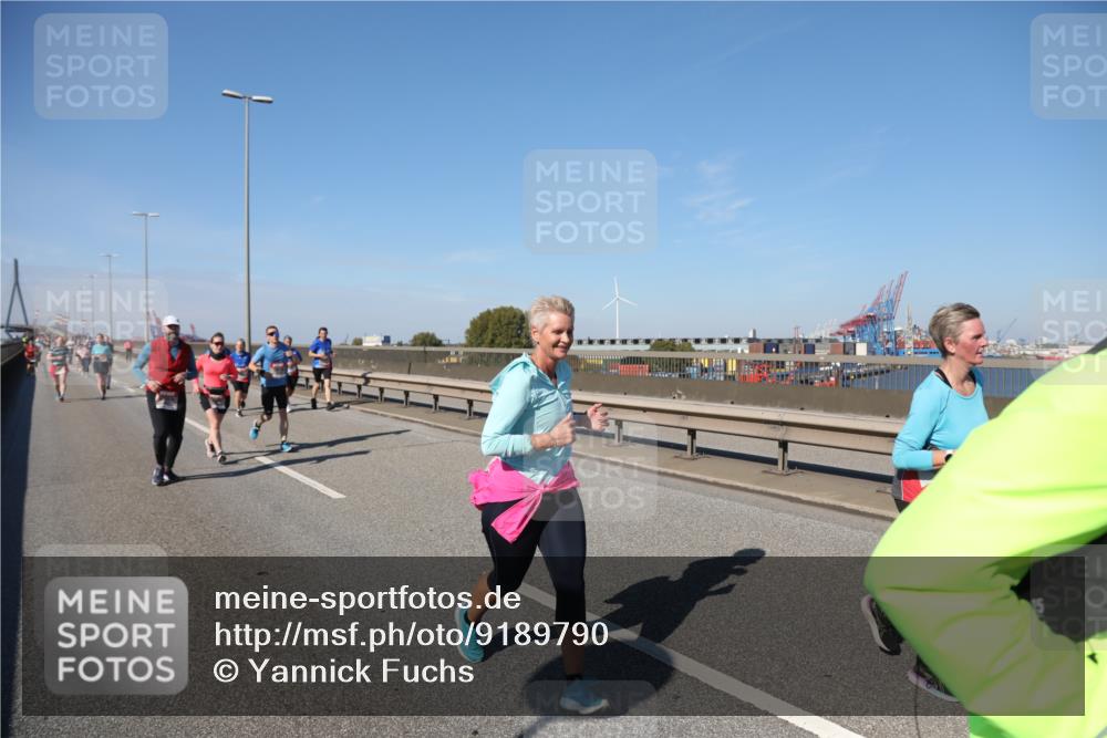 03.10.2025 - Köhlbrandbrückenlauf Yannick Fuchs http://msf.ph/oto/9189790 03.10.2025 12:09:38 Position 3  meine-sportfotos.de
