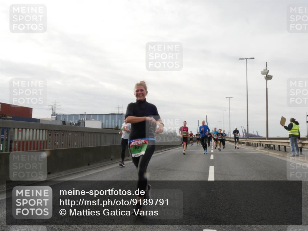 03.10.2025 - Köhlbrandbrückenlauf Matties Gatica Varas http://msf.ph/oto/9189791 03.10.2025 15:59:28 Position 3  meine-sportfotos.de