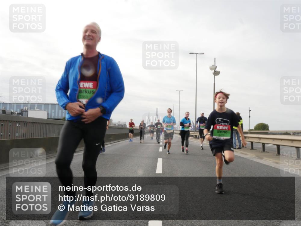 03.10.2025 - Köhlbrandbrückenlauf Matties Gatica Varas http://msf.ph/oto/9189809 03.10.2025 15:59:32 Position 3 8459 meine-sportfotos.de