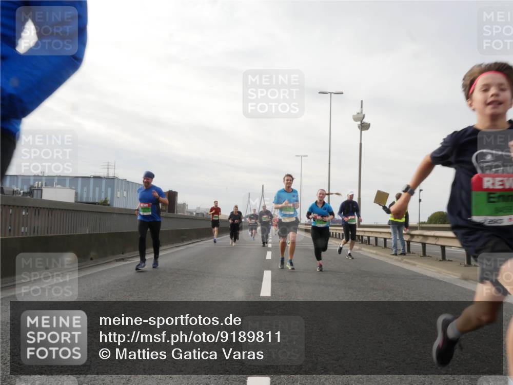 03.10.2025 - Köhlbrandbrückenlauf Matties Gatica Varas http://msf.ph/oto/9189811 03.10.2025 15:59:32 Position 3  meine-sportfotos.de