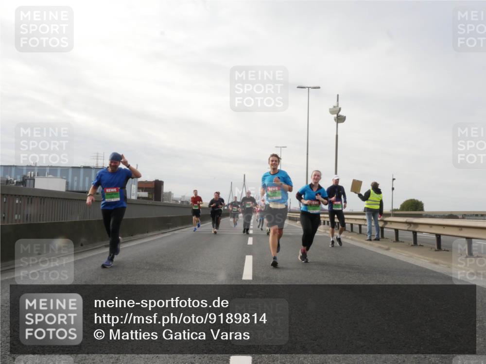 03.10.2025 - Köhlbrandbrückenlauf Matties Gatica Varas http://msf.ph/oto/9189814 03.10.2025 15:59:33 Position 3  meine-sportfotos.de